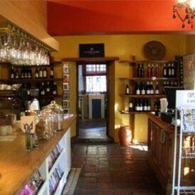 Oak & Vigne Cafe The