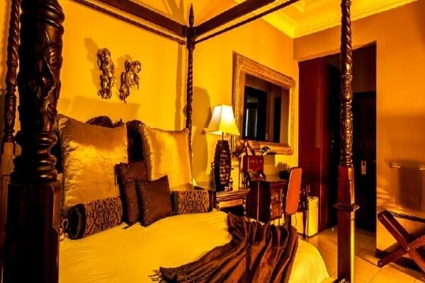 Caesars Guest House & Conference Centre