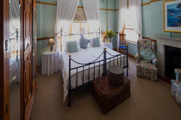 Mountain Manor Guest House