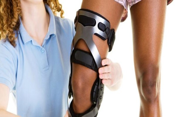 Dr. Richard Von Bormann - Orthopaedic Knee Surgeon