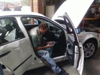 Phoenix Auto Repairs & Diagnostics