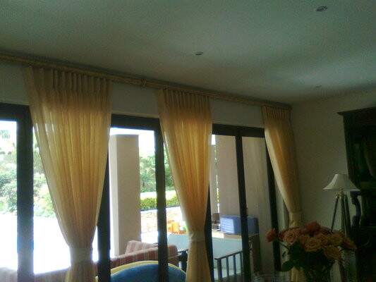 Cicys curtain makers