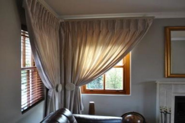 Renes Blinds and Curtains