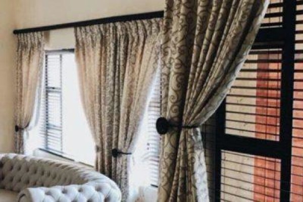 Renes Blinds and Curtains