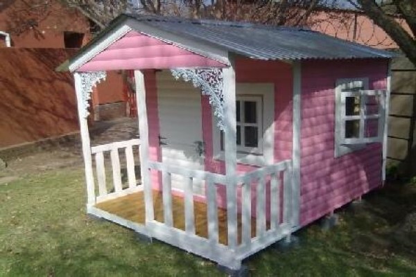 Wooden Wendys & Log Homes