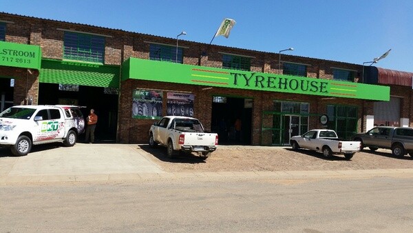 Tyrehouse 24/7 Breakdown Service