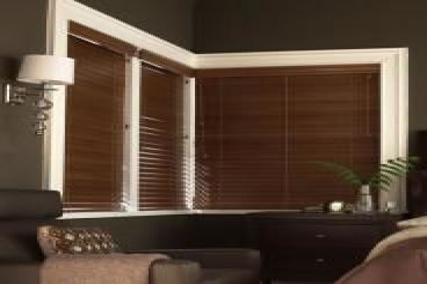 PE Blind Manufacturers