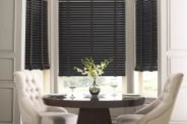 PE Blind Manufacturers