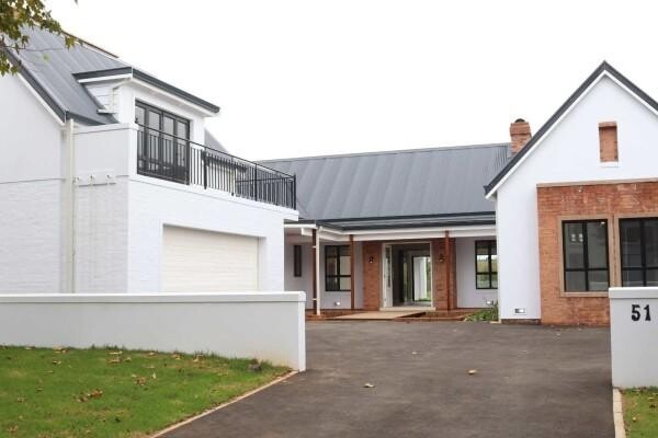 Harcourts Hilton