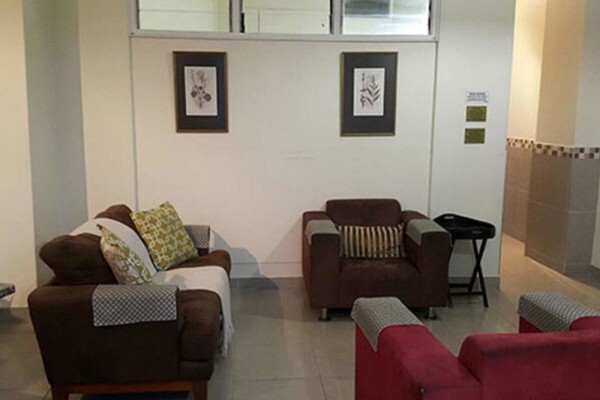 DURBAN BEACHFRONT SELF CATERING DELUXE APARTMENTS