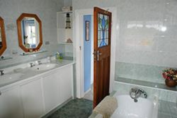 Africa Regent Bed & Breakfast