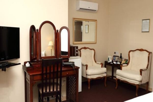Kingston Place Guest House