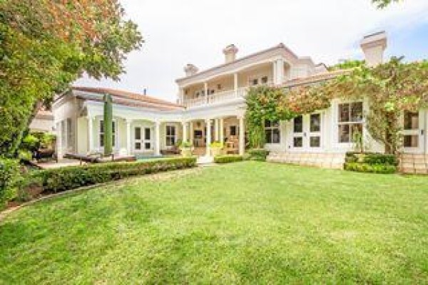 GAYE CAWOOD REALTY