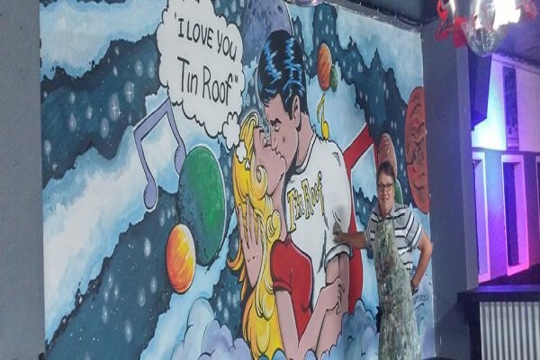 Mural Maniac Wall-Art