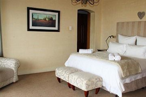 On The Cliff Lodge