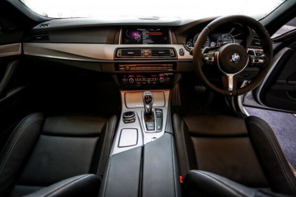 Woodford Car Rental