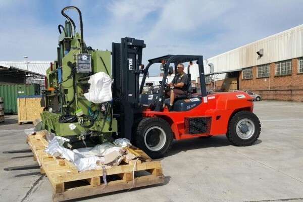 M A L Forklift Hire