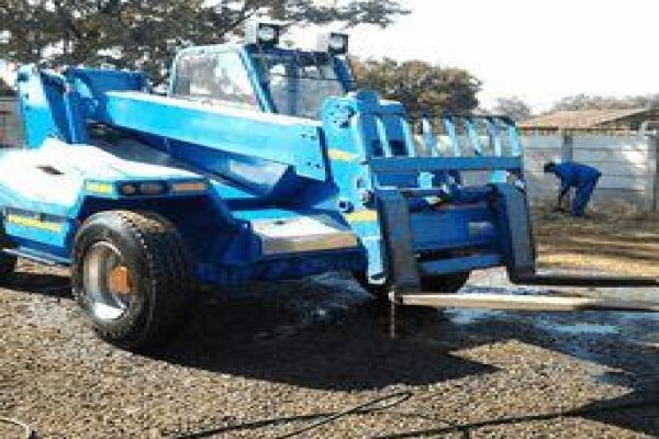 Mr TLB Excavation & Renovations CC