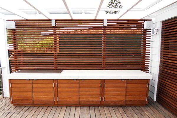 SOLO STAINLESS STEEL