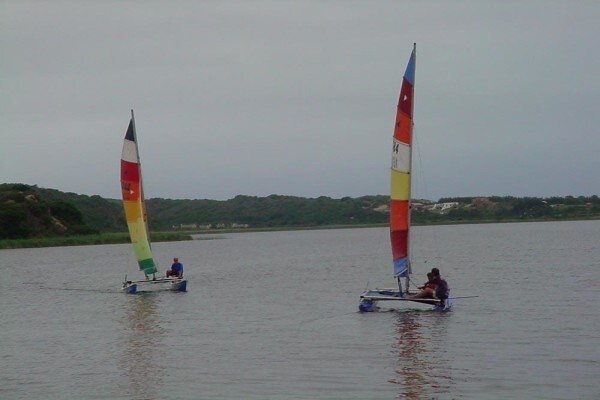 Island Lake Caravan Park