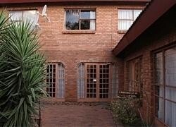 Gastehuis By Menlyn