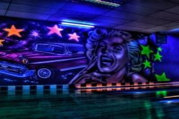 XTREME TEN PIN BOWLING