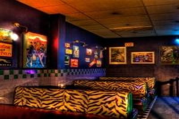 XTREME TEN PIN BOWLING
