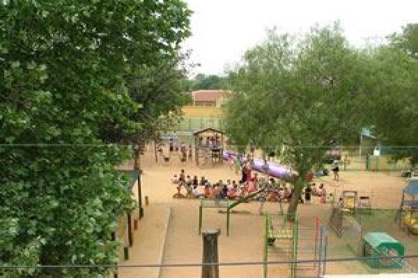 Bennie Boekwurm Educational Centre