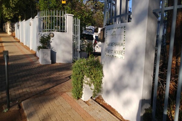 AUCKLAND LODGE Guest House