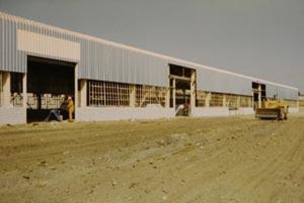PLASTICOLORS (EDMS) BPK