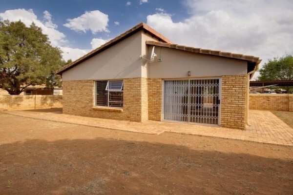 Vartrust Real Estate