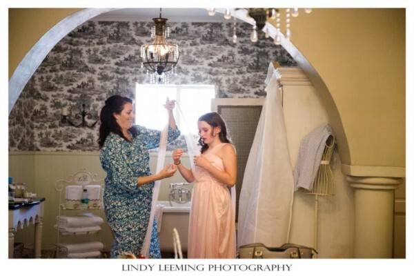 Lindy Leeming Wedding Photography