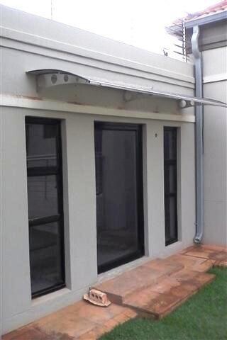 SS Awnings