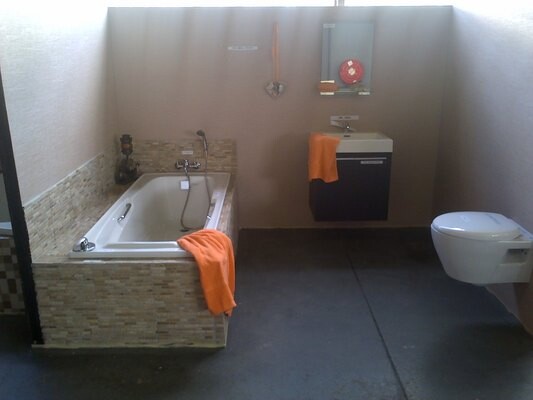 AVP Estimating Bathroomware & Plumbing Supplies