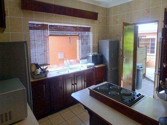 Fontainebleau Self-catering Houseshare Accommodation