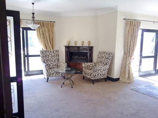 Mr Clean Dry carpet cleaning & upholstery cleaning Helderberg