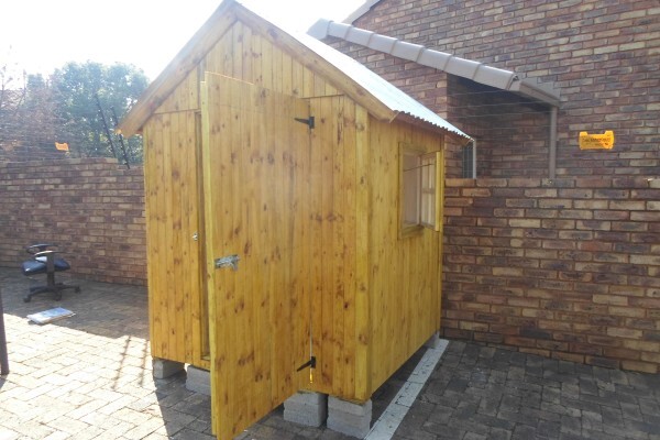 A + M Wendy Houses