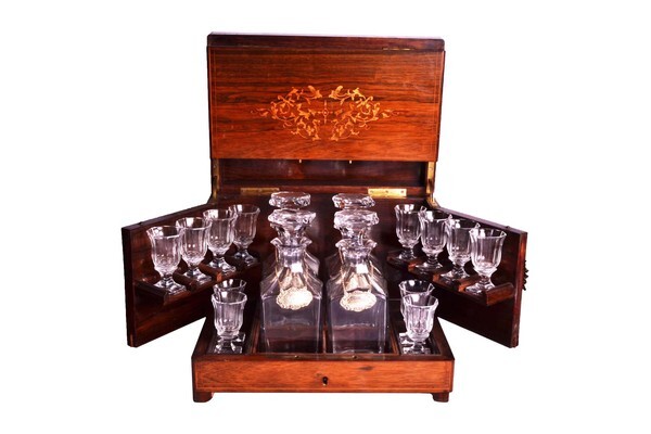 Ziora - Antique Furniture, Collectibles & Fine Art