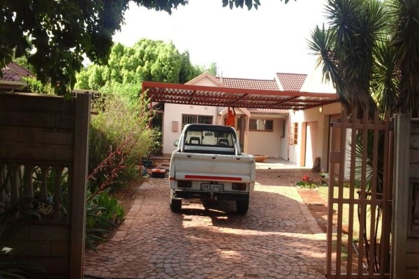 MIDVAAL CARPORTS