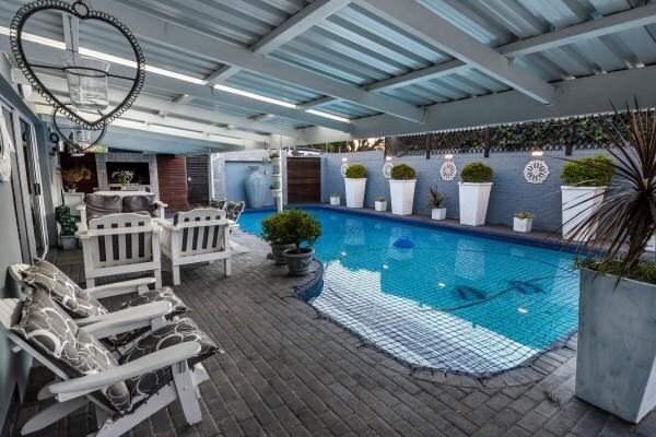Abalone Guest House