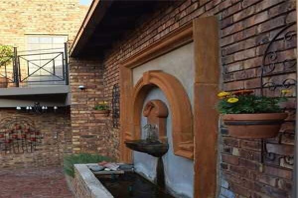 Chateau Vue Guest House
