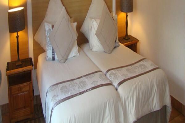 Lalapanzi Guest House