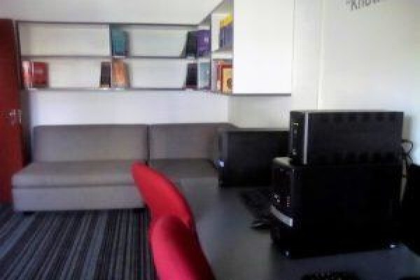 English Plus Academy