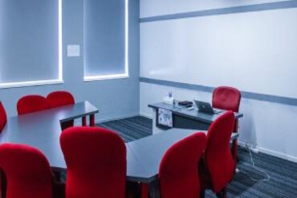 English Plus Academy