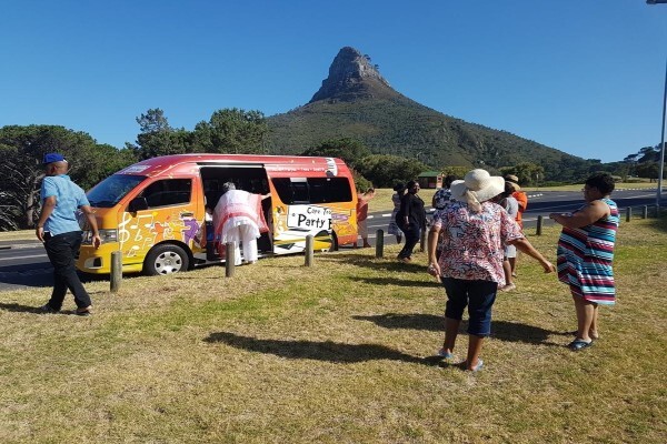 Cape Town Party Bus Tours