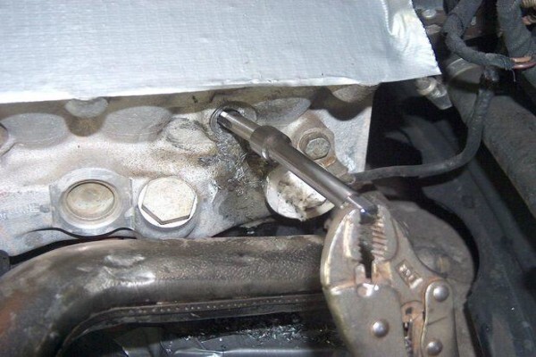TAP and DIE Mobile Thread Repair Services