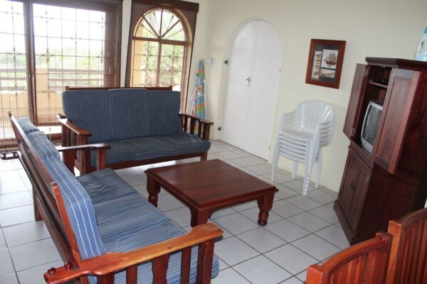 Villa Isabella - Blythedale Beach House