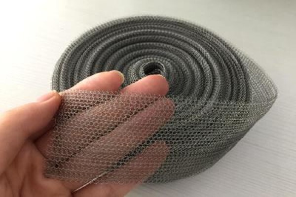 SMI Specialists in Knitted Mesh Products