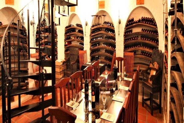 Mitre's Edge Wine Estate