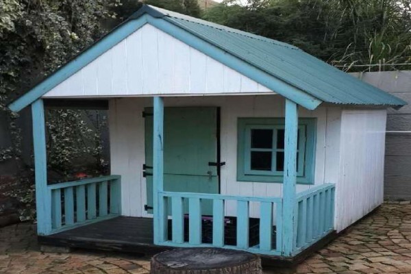 LJ Wendyhuts
